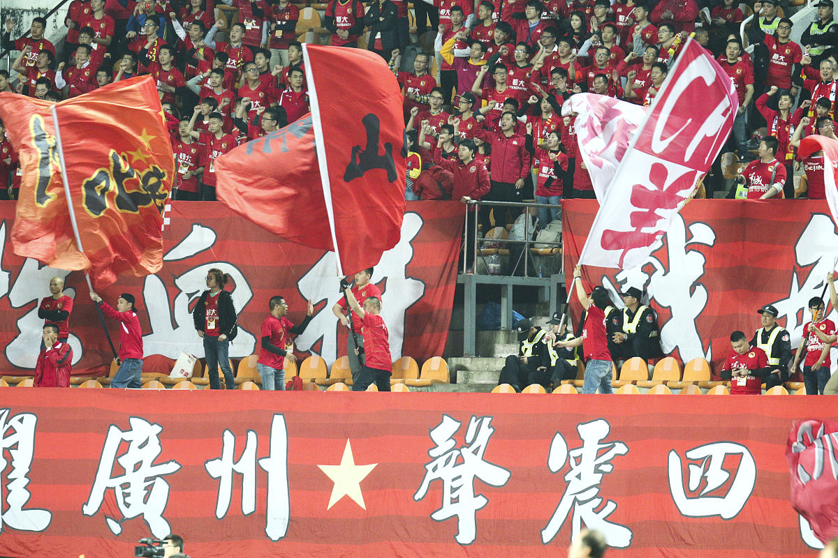贵州球员迎战黑龙江自强不息助力球队胜利 